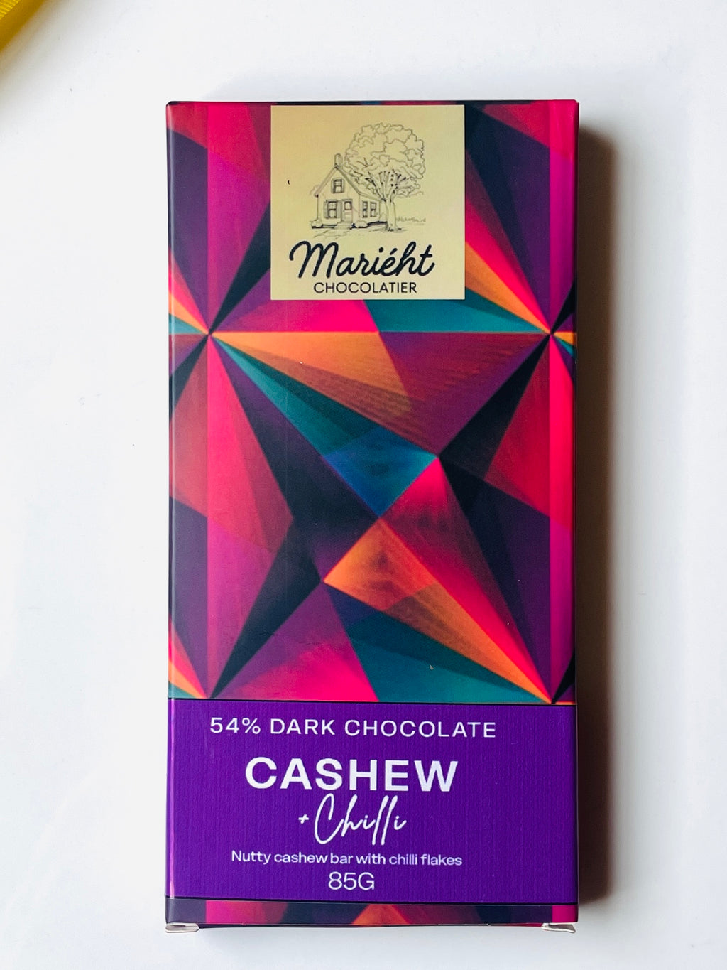 Cashew & Chilli Chocolate Bar