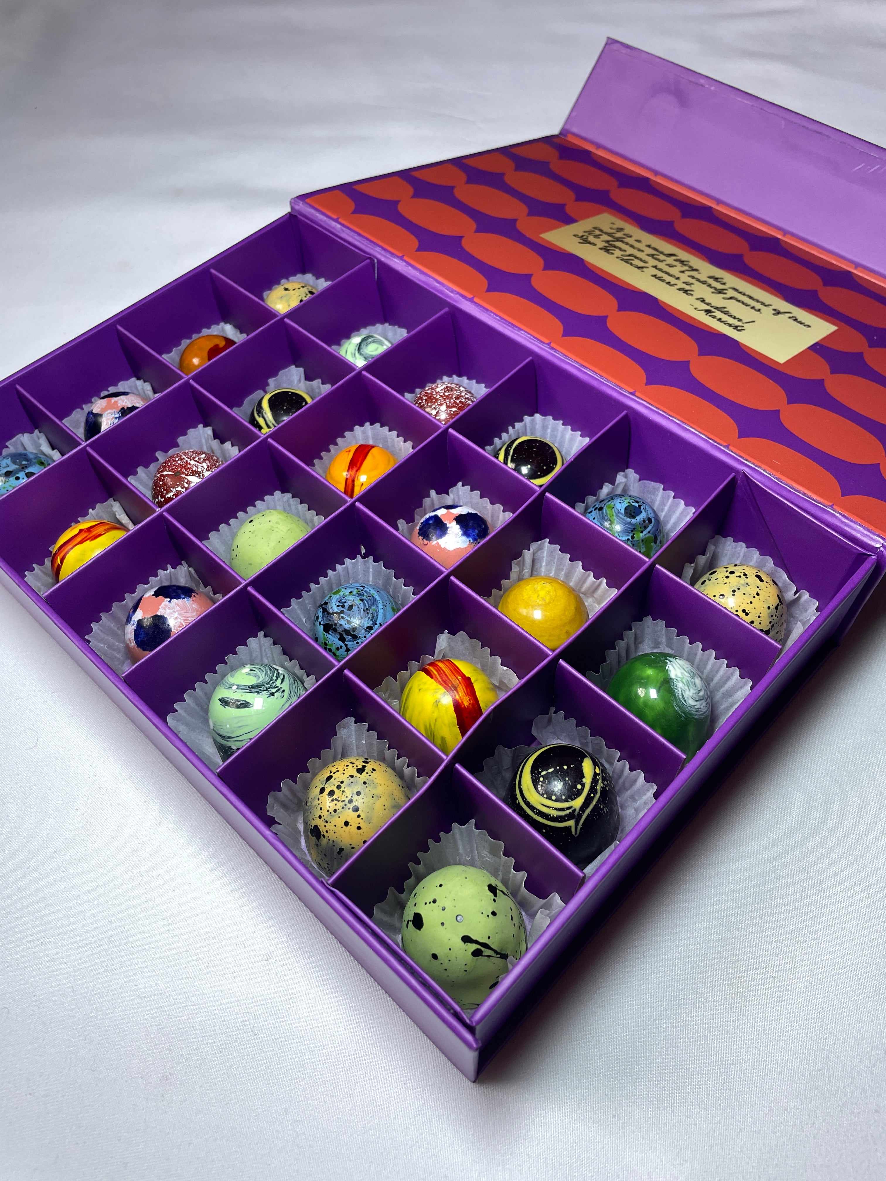 24 PC Bonbon Box